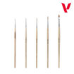 Imagen de Vallejo Game Color Ultimate Miniature Paint & Brushes Set